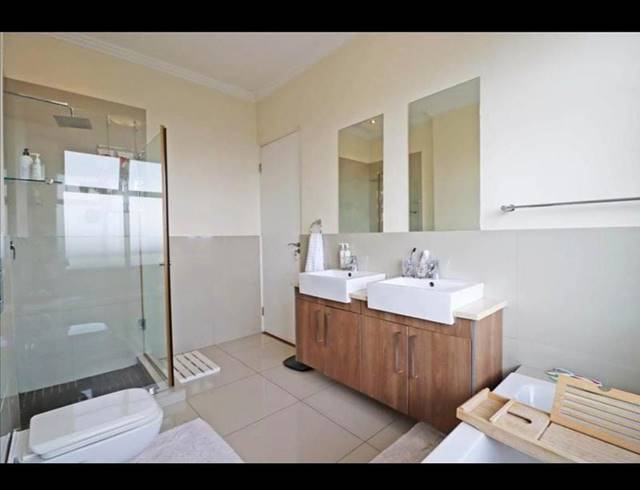 3 BEDROOM PROPERTY TO RENT IN BRYANSTON